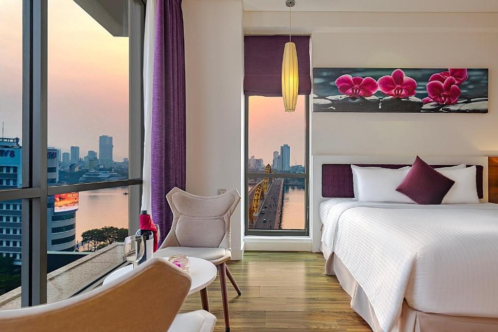 Phòng Deluxe Giường Đôi Nhìn Ra Sông