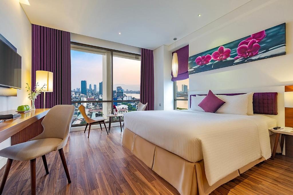 Phòng Deluxe Giường Đôi Nhìn Ra Sông