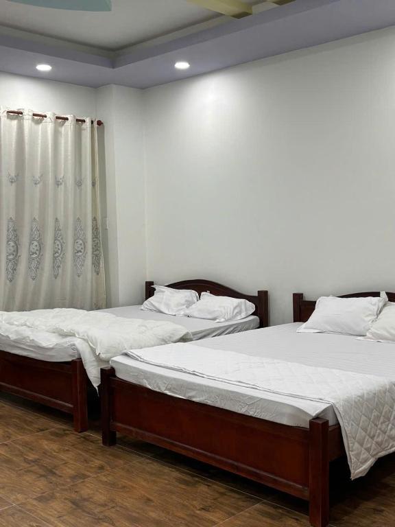 Phòng cho 3 người có Ban Công