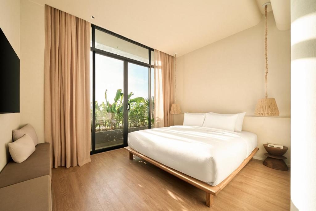 Phòng Giường Đôi Có Ban Công