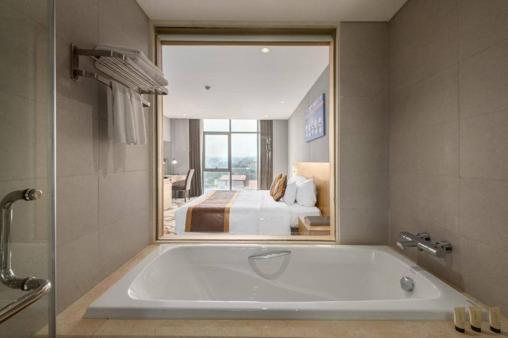 Phòng Deluxe Có Giường Cỡ King