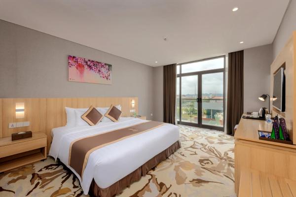 Phòng Premium Giường cỡ King có Ban công