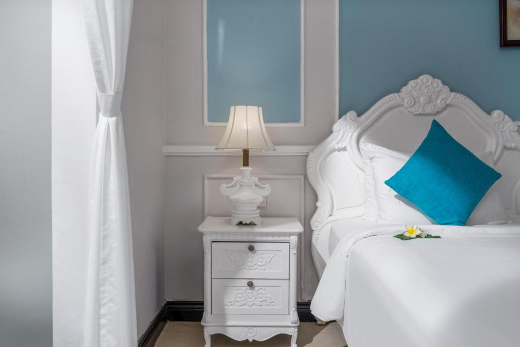 Phòng Dạng Suite Palace Có Ban Công