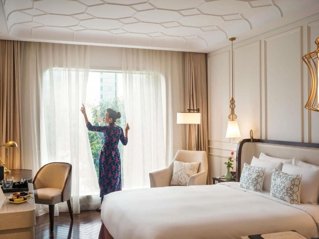 Deluxe Room, 1 King Size Bed, City View