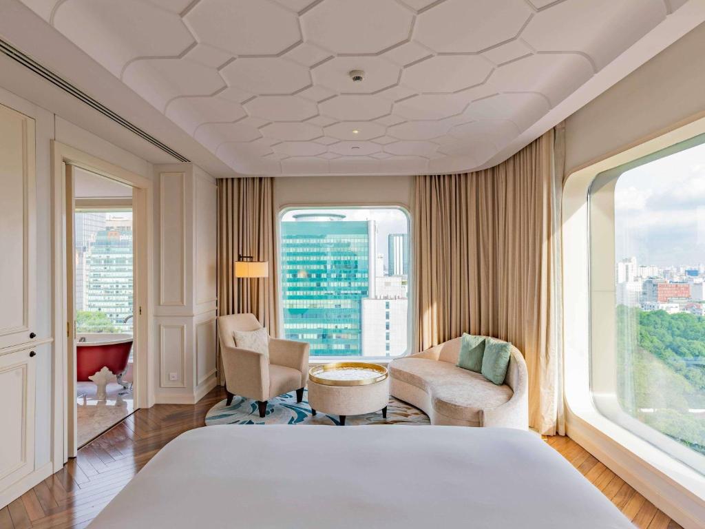Executive Studio Suite