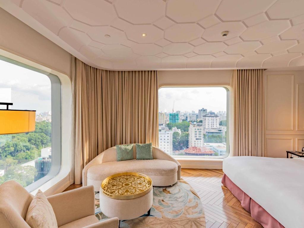 Executive Studio Suite