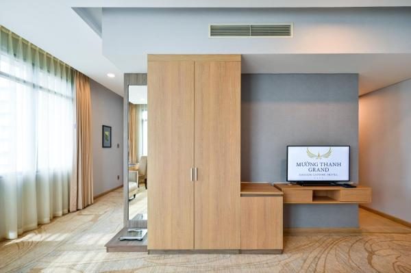 Suite Executive Nhìn Ra Thành Phố