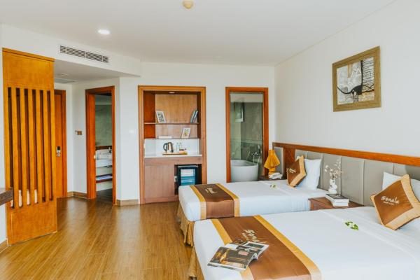 Phòng Deluxe Giường Đôi/2 Giường Đơn Nhìn Ra Vườn