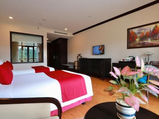 Phòng Deluxe 2 Giường Đơn Nhìn Ra Núi
