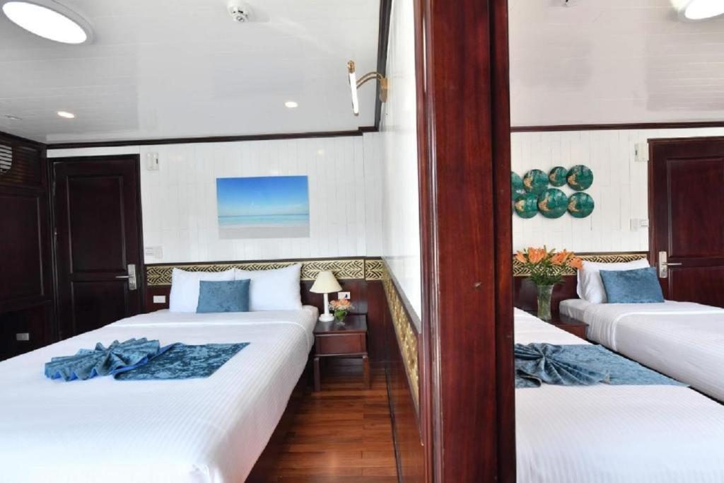Deluxe Double or Twin Room with Balcony (Free Two-way Transfer Service) – 2 Days 1 Night