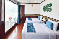 Deluxe Family Room with Balcony (Free Two-way Transfer Service) – 2 Days 1 Night