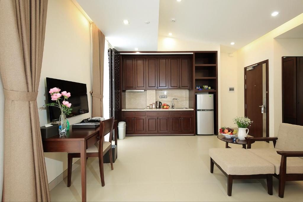 Phòng Deluxe Giường Đôi Có Ban Công