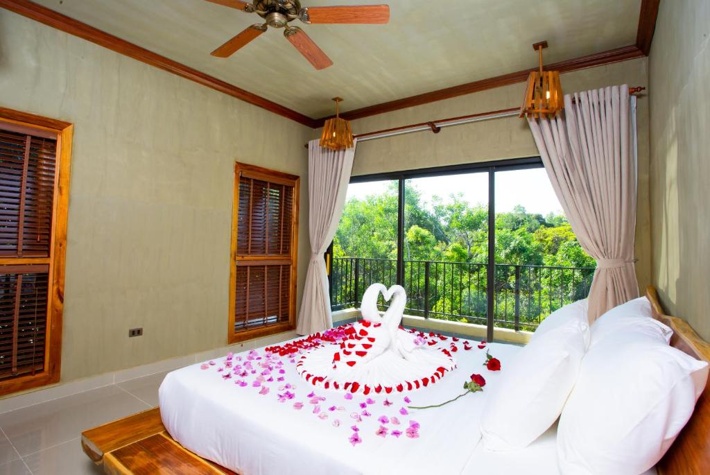 Luxury Two – Bedroom Apartment
