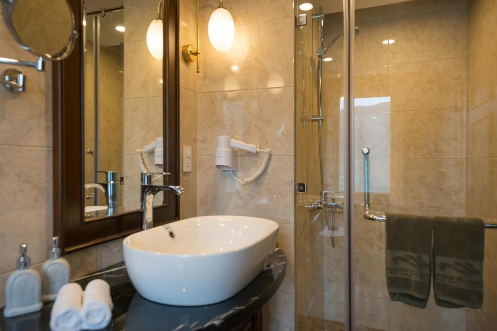 Phòng Deluxe có Ban công – Gói 2 Ngày 1 Đêm
