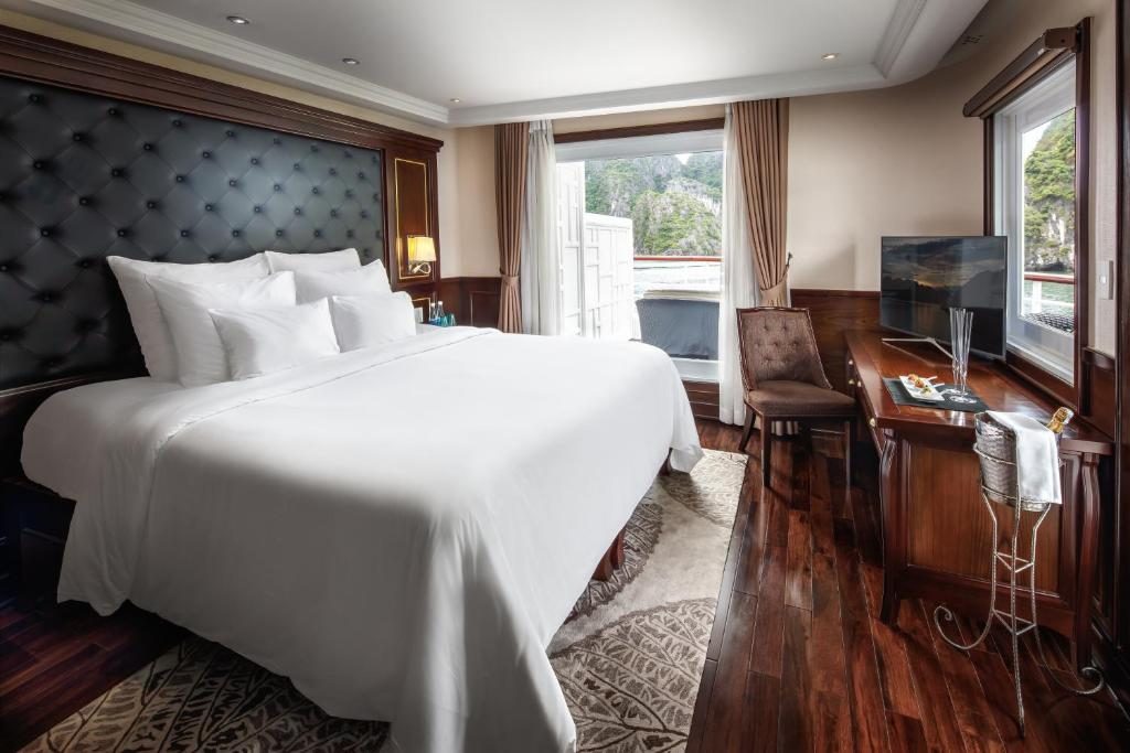 Suite Captain kèm Sân hiên với Tầm nhìn – Gói 2 Ngày 1 Đêm