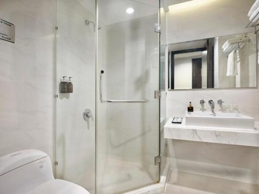 Phòng Deluxe Giường Đôi Không Có Cửa Sổ