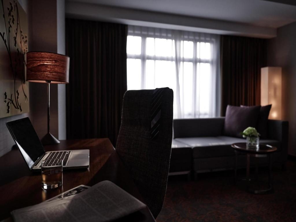 Phòng Deluxe Executive Giường cỡ King Nhìn ra Thành phố