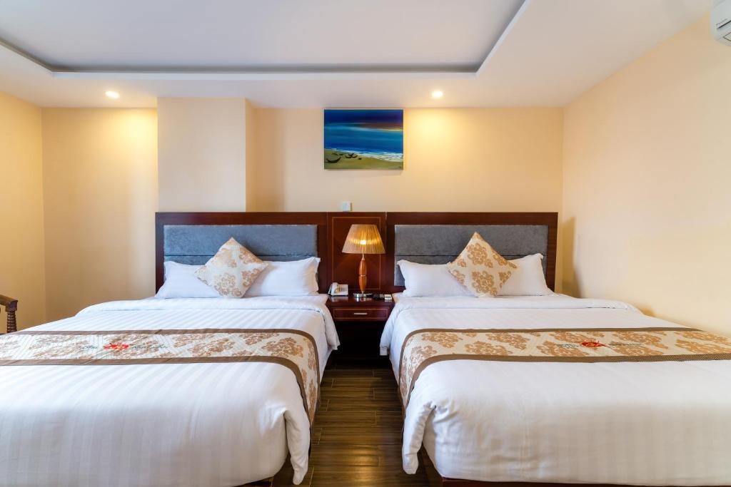 Phòng Deluxe 4 Người