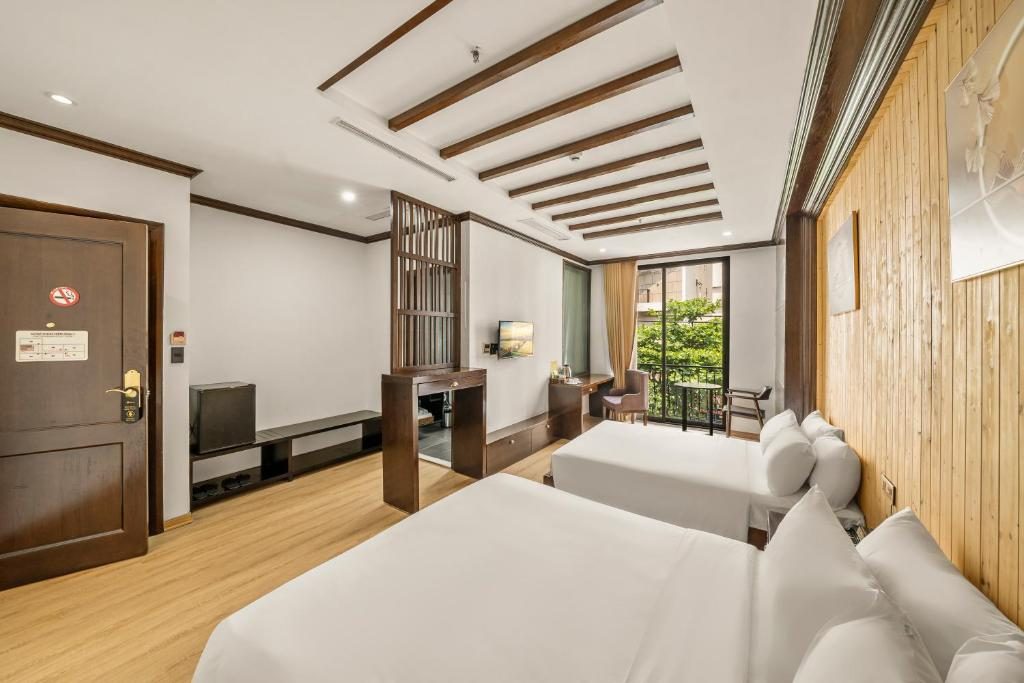 Phòng cho 3 người có Ban Công