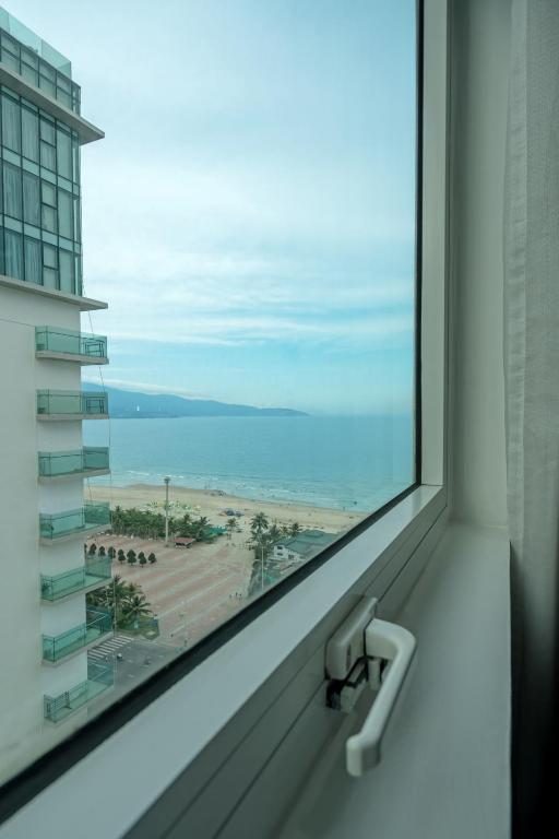 Phòng Deluxe 3 Người Nhìn Ra Góc Biển