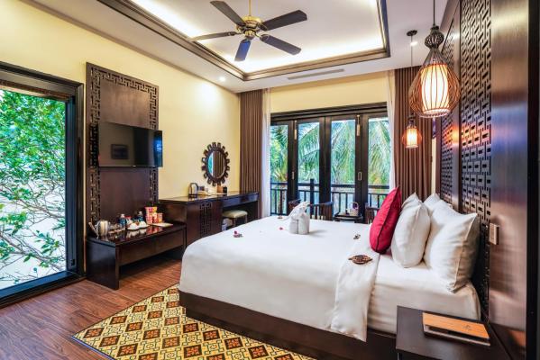 Biệt Thự 3 Phòng Ngủ Có Hồ Bơi Riêng Và Nhìn Ra Sông