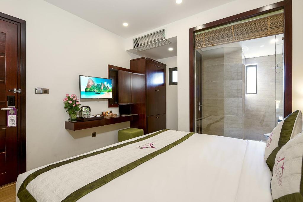 Phòng Giường Đôi Hạng Tiết Kiệm