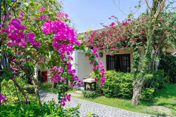 Bungalow Executive Nhìn Ra Vườn