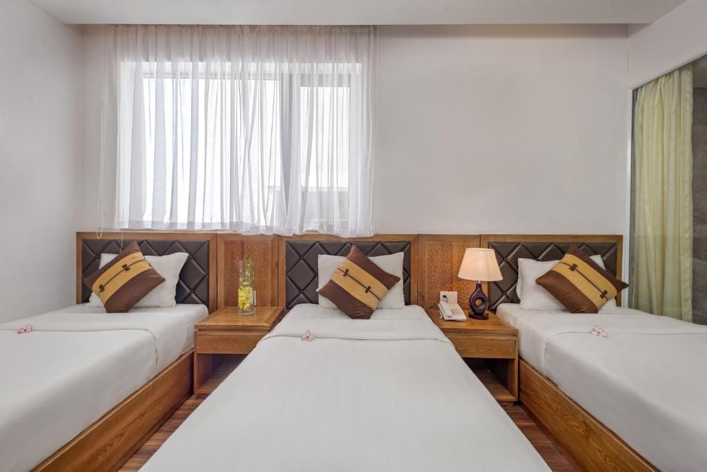Phòng Gia Đình Deluxe Nhìn Ra Thành Phố