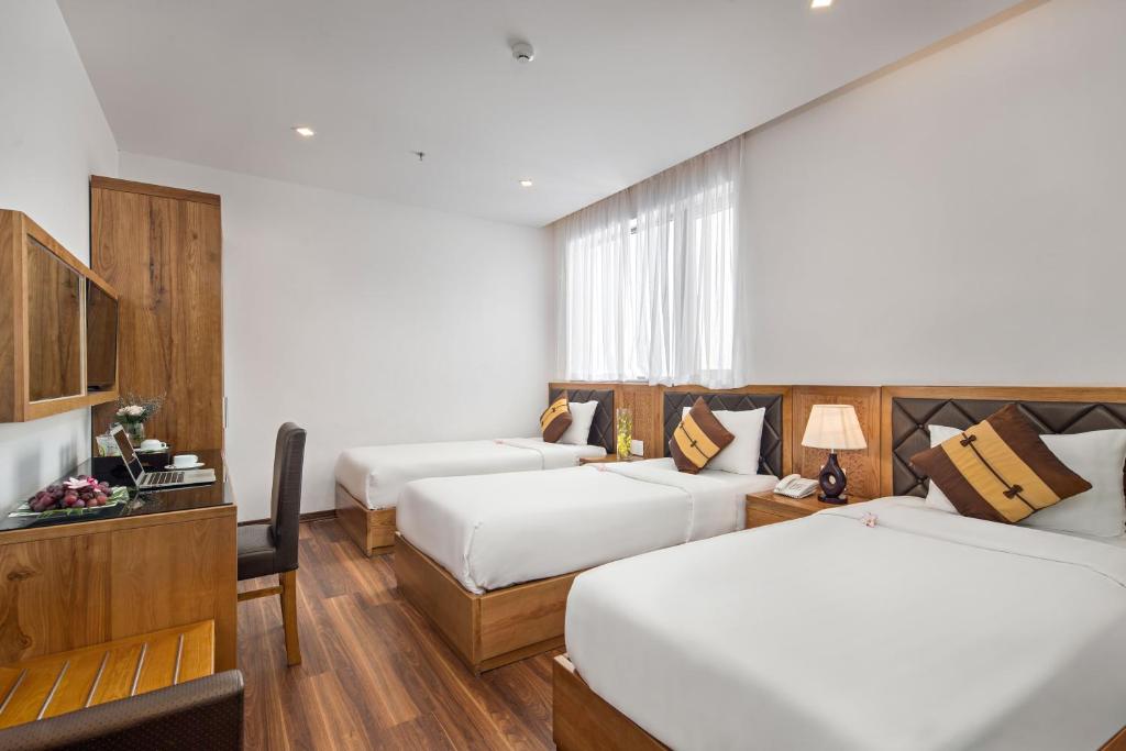 Phòng Gia Đình Deluxe Nhìn Ra Thành Phố