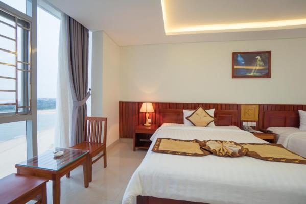 Phòng Deluxe 4 Người