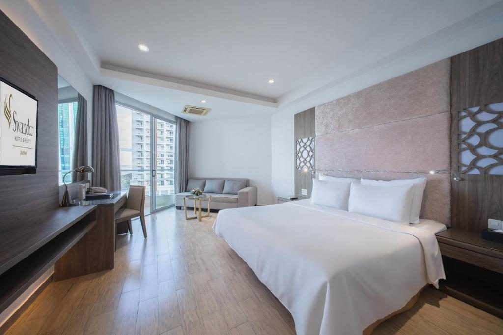 Phòng Deluxe Giường Đôi Với Ban Công và Tầm Nhìn Ra Biển