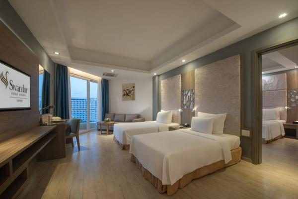 Suite Gia Đình Deluxe