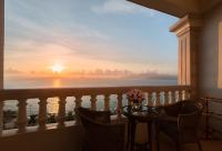 Grand Deluxe Twin with Ocean View