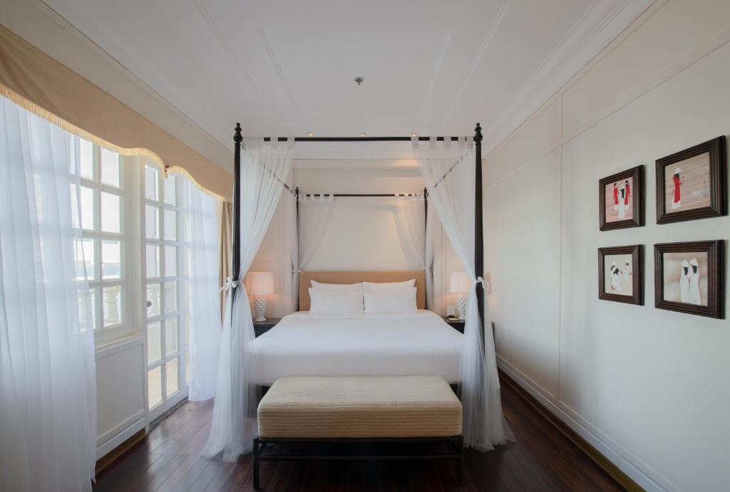 Junior Suite Ocean View + Inclusive One-Time Afternoon Tea per room