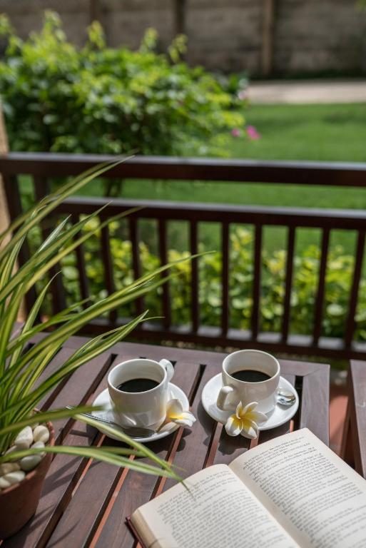 Phòng Comfort Giường Đôi Có Ban Công – Minibar Miễn Phí Trong Phòng