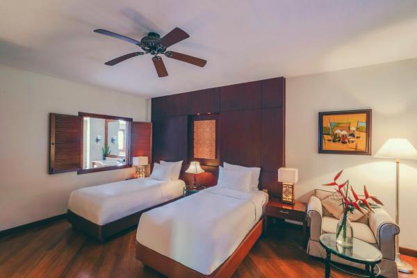 Family Room with Balcony – Daily Guest Activities