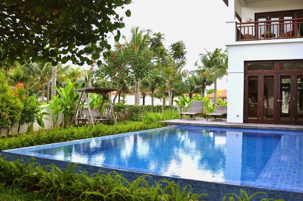 Biệt Thự Hồ Bơi 2 Phòng Ngủ Không Kèm Bữa Sáng