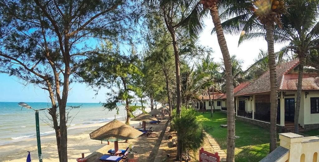 Bungalow – Nhìn Ra Bãi Biển