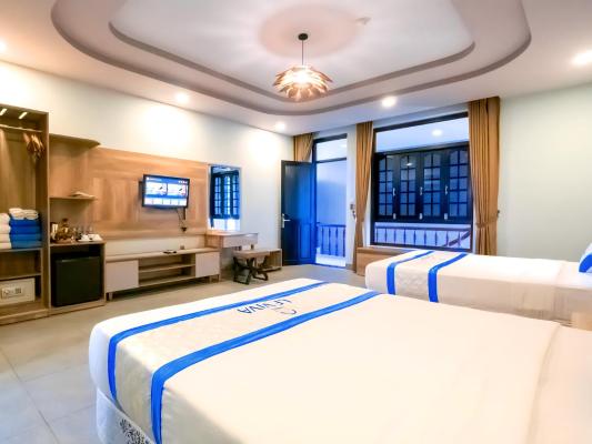 Phòng Deluxe 4 Người