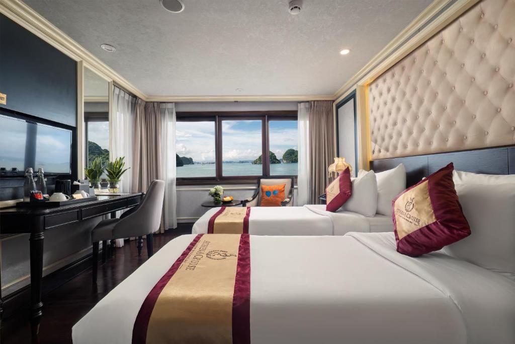 Suite Elegant Giường Đôi/2 Giường Đơn Có Ban Công – 2 Ngày 1 Đêm