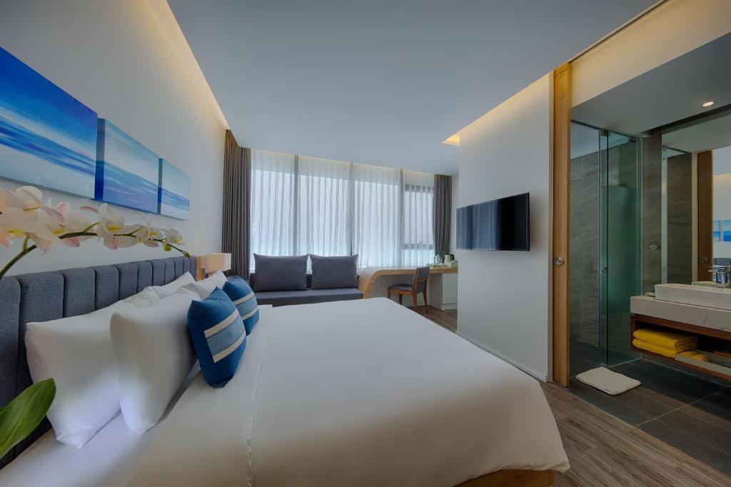 Deluxe Double Room With Window