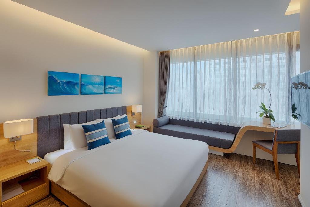 Deluxe Double Room With Window