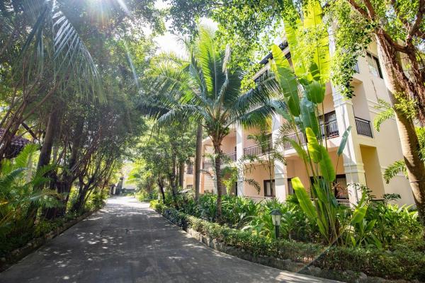Phòng Deluxe Giường Đôi/2 Giường Đơn Nhìn Ra Vườn