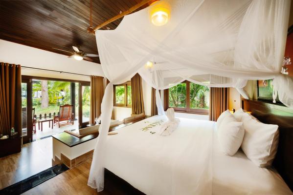 Bungalow với Bể sục và Tầm nhìn ra Biển