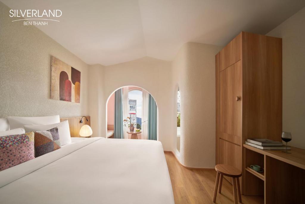 Suite Square Với Trà Chiều