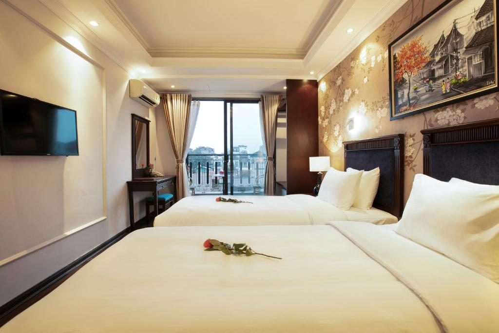 Phòng Deluxe 2 giường đơn với ban công