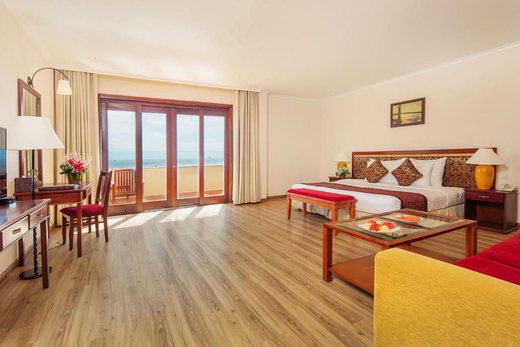 Suite Deluxe Giường Đôi Hướng Biển