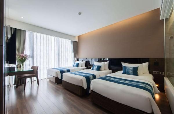 Suite 3 Người Có Ban Công