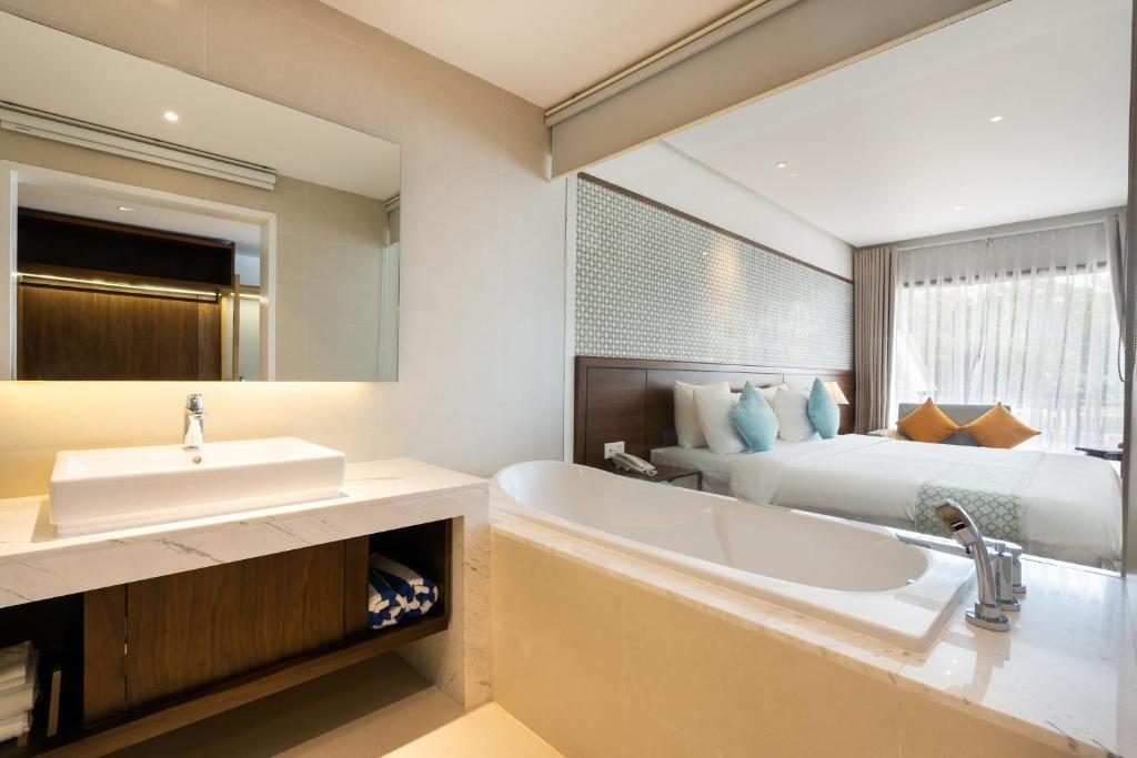 Phòng Deluxe Giường Đôi Nhìn Ra Biển