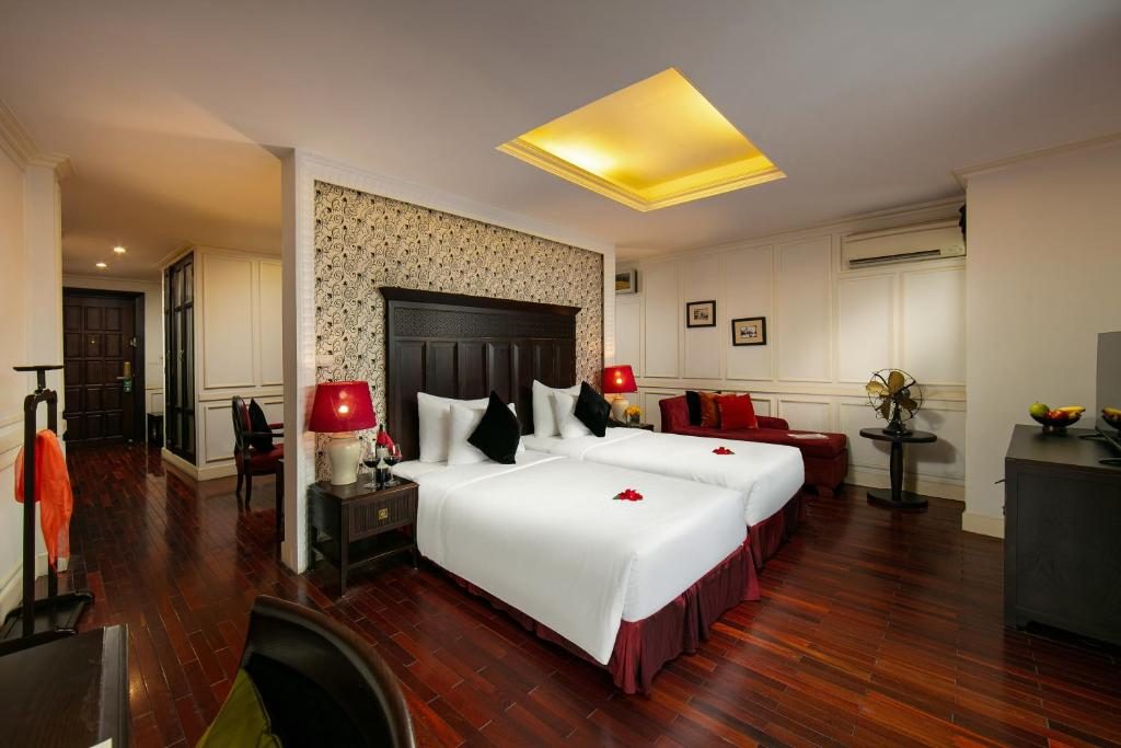 Suite Nhìn Ra Thành Phố